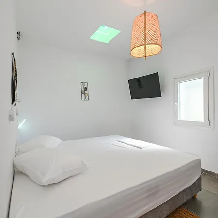 Kleris 11 Tinos